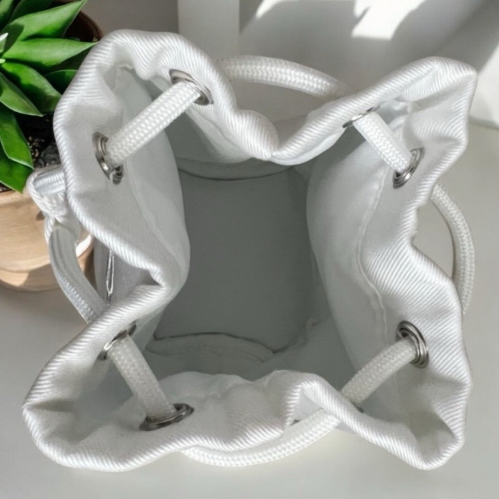 Dior White Canvas Bucket Embroidered Logo Bag with Box - Picture 4 of 6